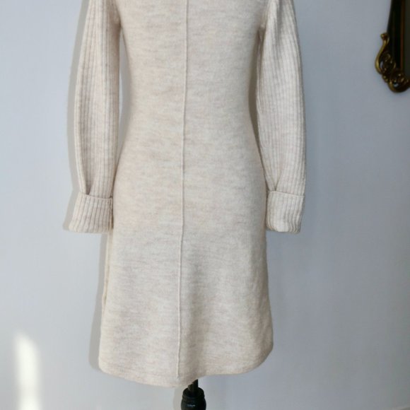 Knit Dress - Picture 6 of 8